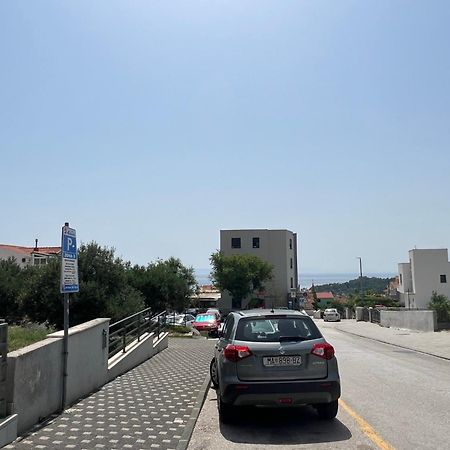 Apartment Lucija - Cozy Flat In The City Center With A Sea View & Parking Makarska Exterior foto